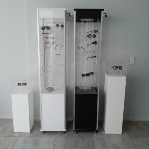 Vitrina con Estantes