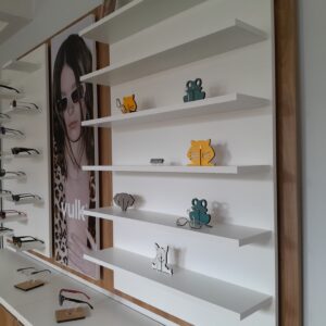 PANEL DE MELAMINA BLANCA CON 6 ESTANTES